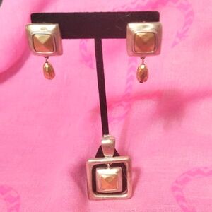 Premier Designs Clip-po earrings and necklace enhancer set